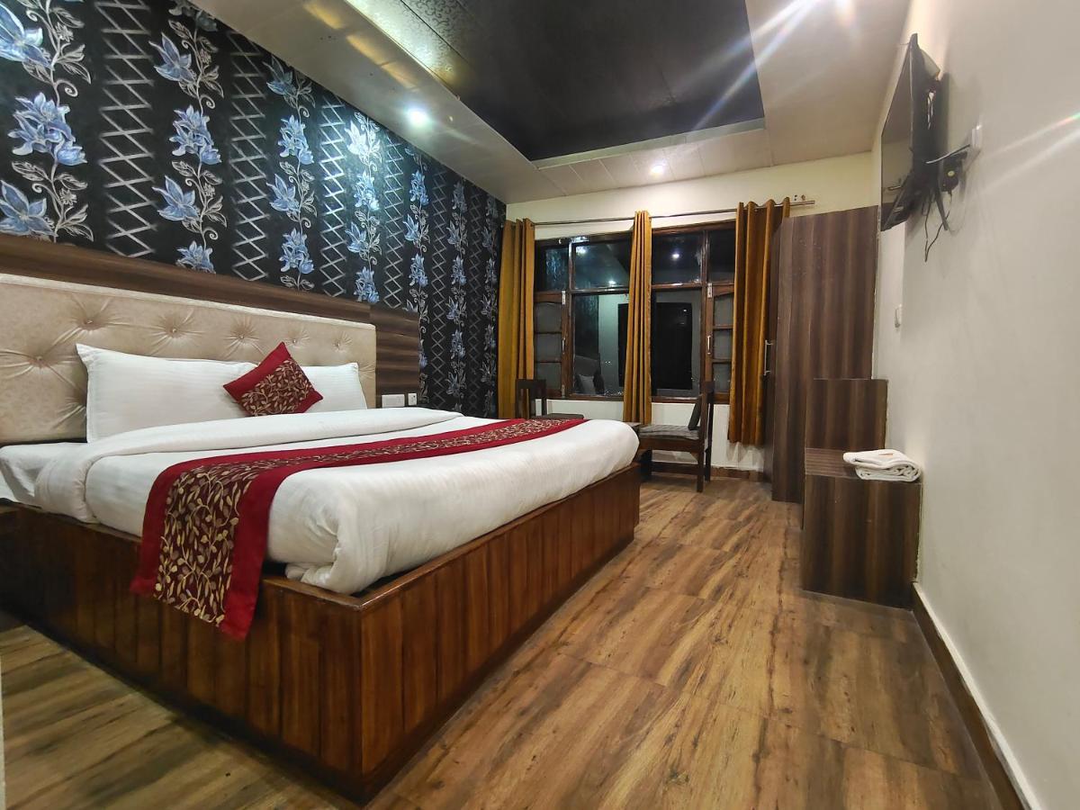 Mountain Zest-Simla Royale Near Mall Road-Free Pickup From Railway Station Simla Esterno foto